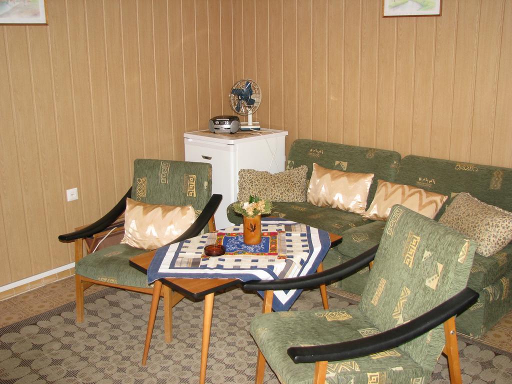 Otto Nyaralo Villa Révfülöp Exteriör bild